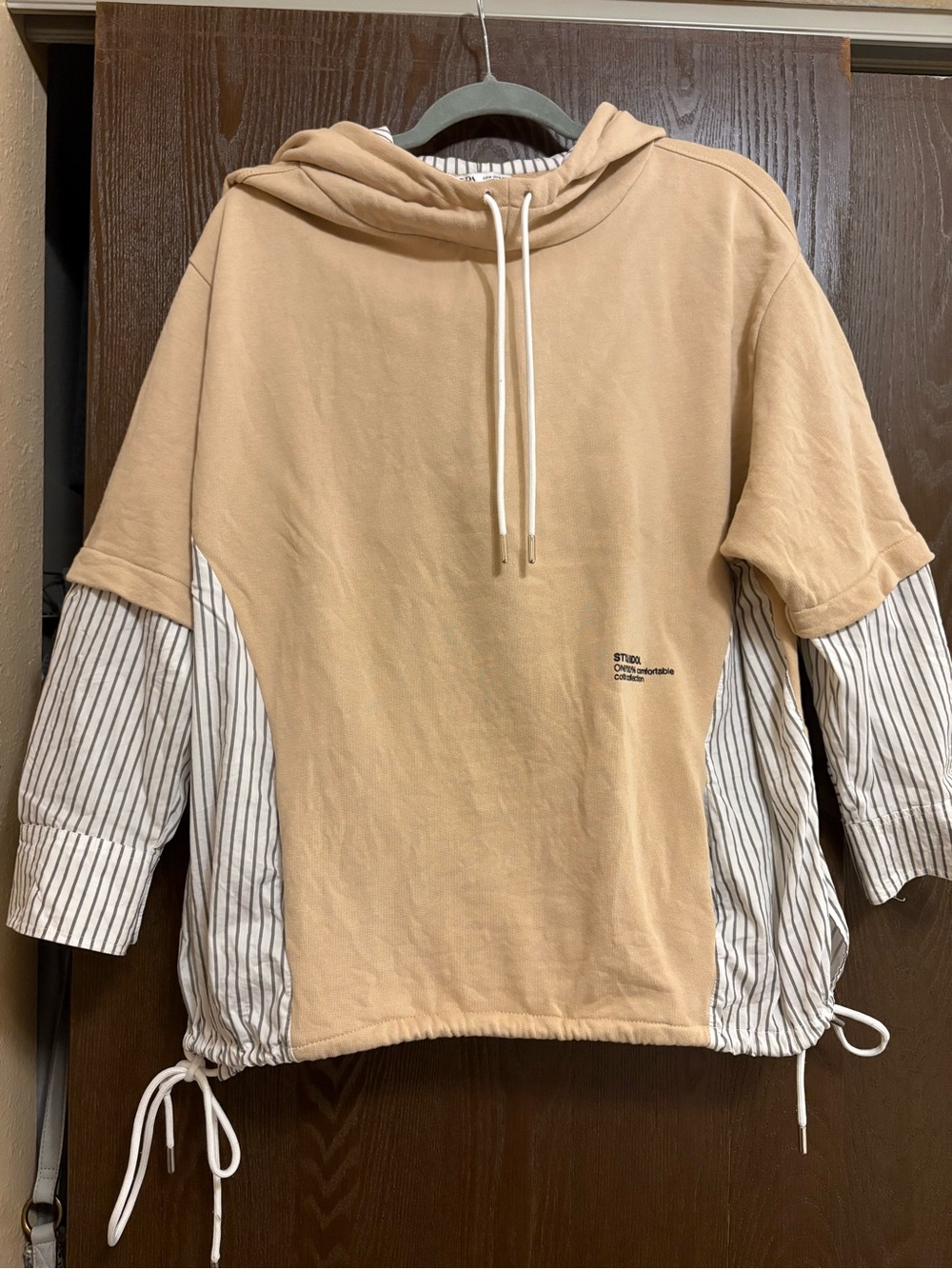 Zara Colorblock Hoodie w/ Drawstring Hem & Layered Sleeves – Size M